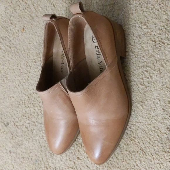 Bella Vita Tan Porter Shooties Heeled Ankle Shoes Size 6W - Picture 4 of 13